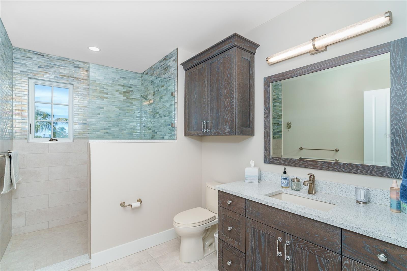 D6146116 Property Photo