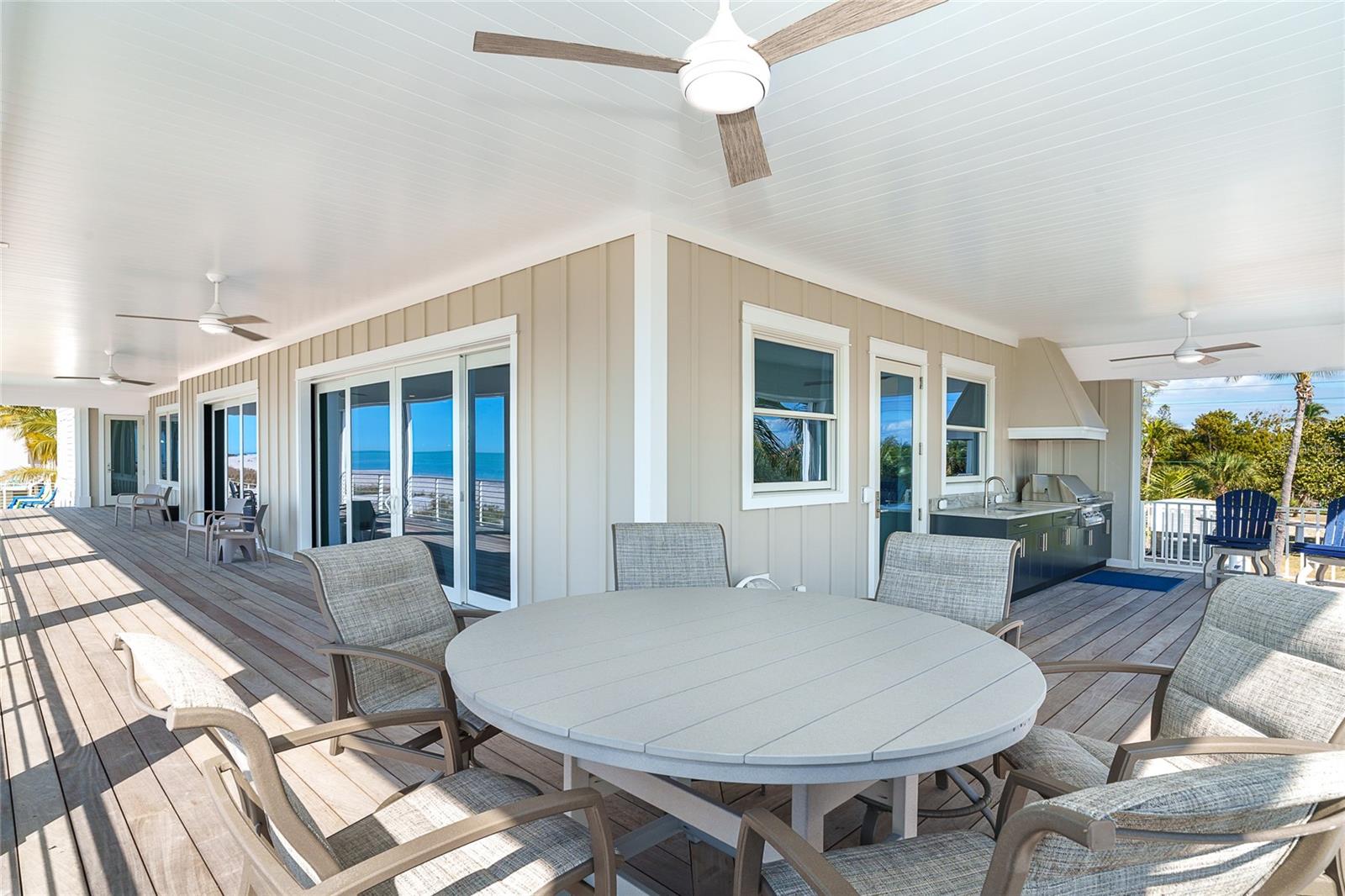 D6146116 Property Photo