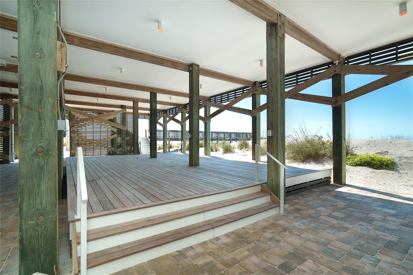 D6146116 Property Photo