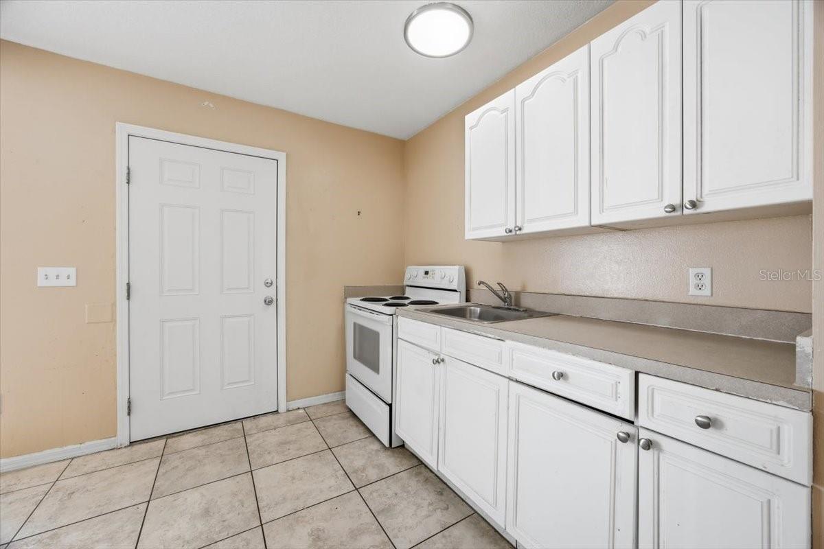 2918 FAN PALM DR #Front unit, DAVENPORT, FL, 33897