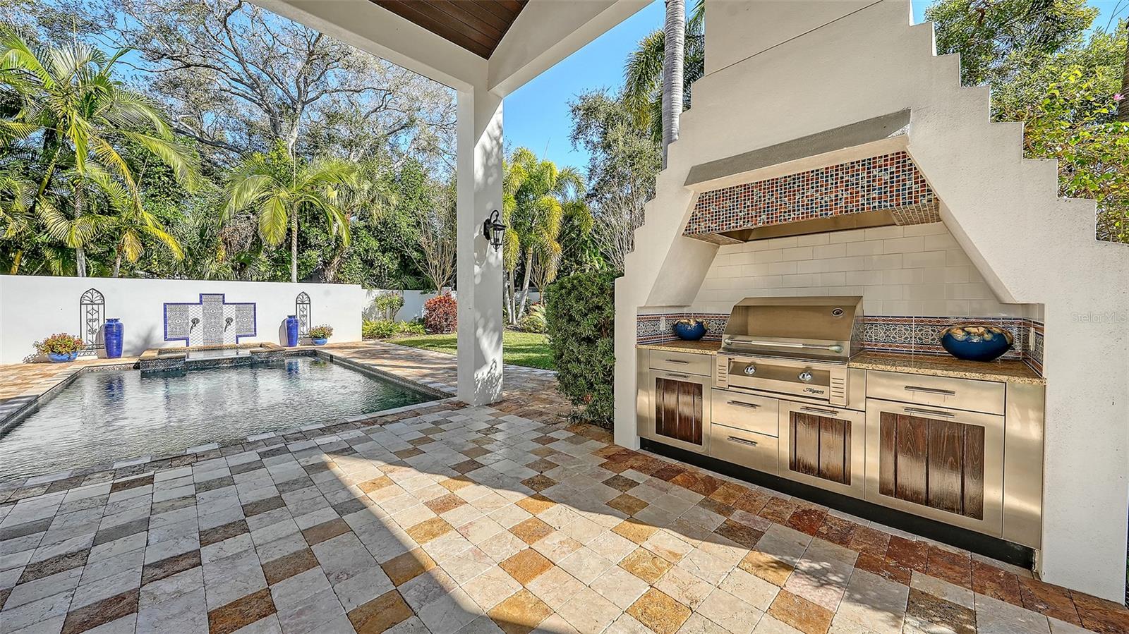 A4682051 Property Photo