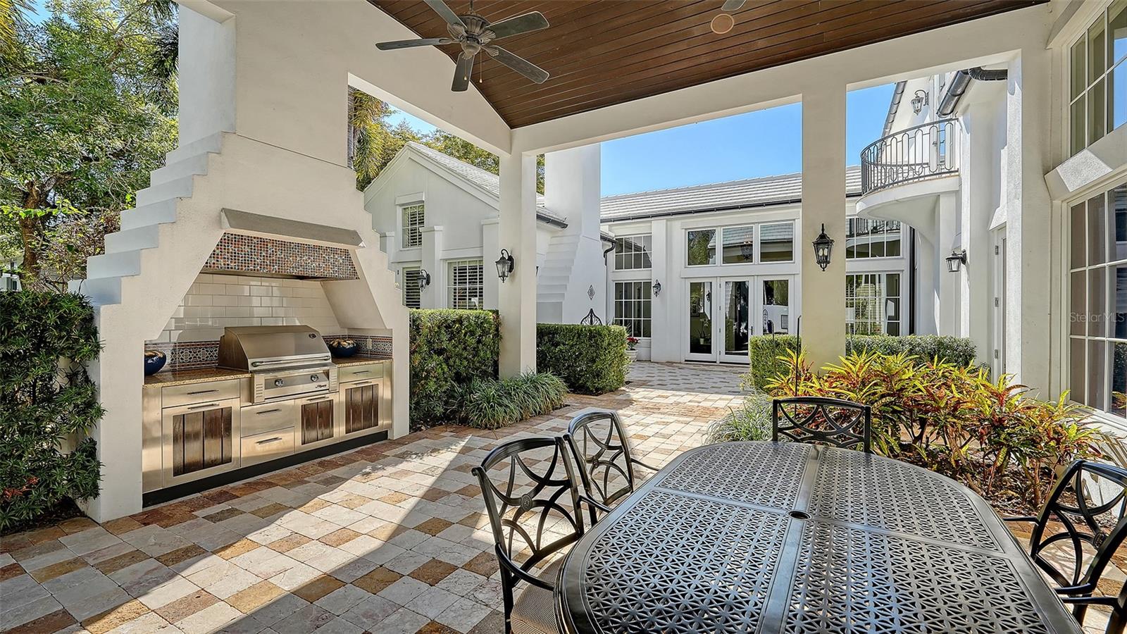 A4682051 Property Photo