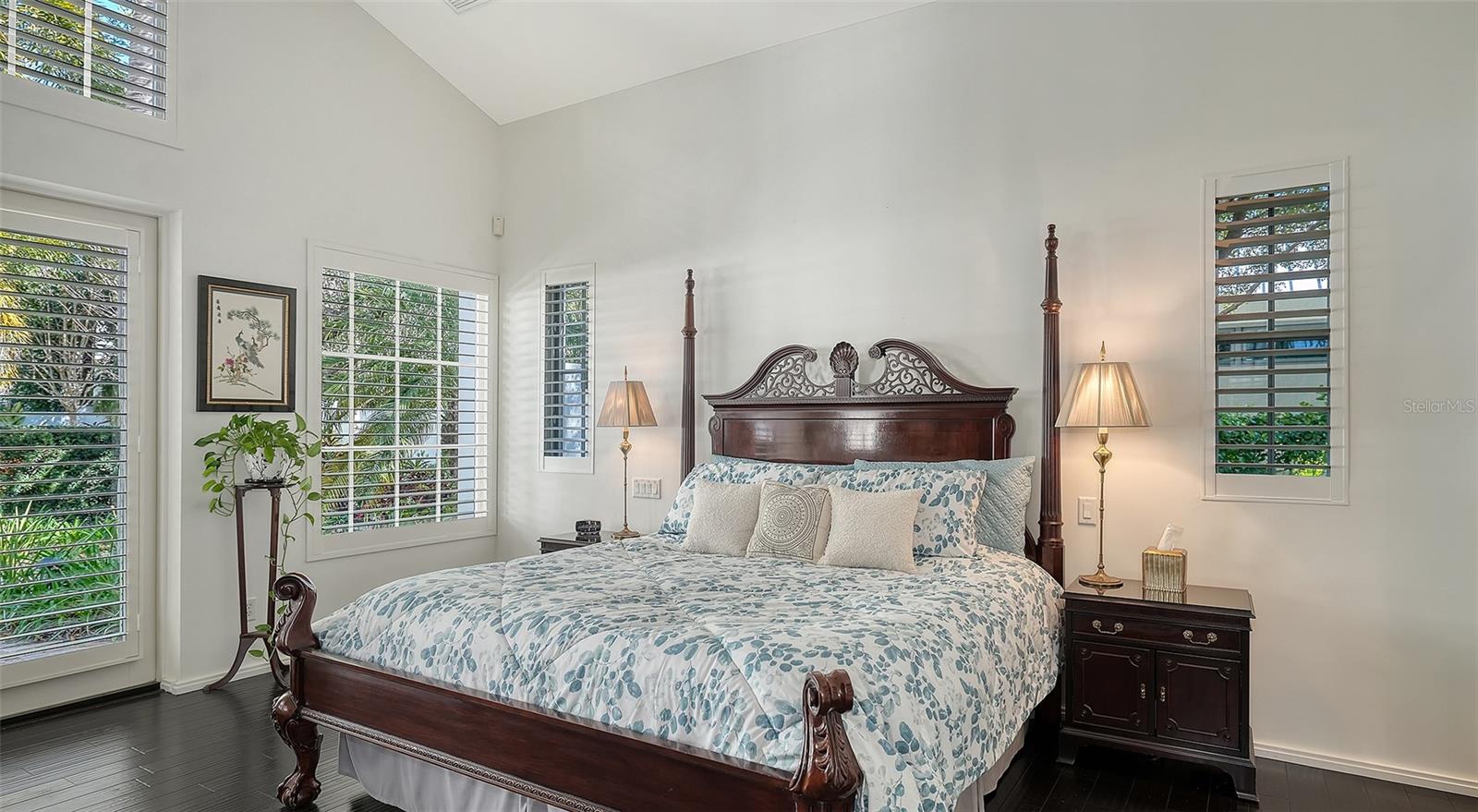 A4682051 Property Photo