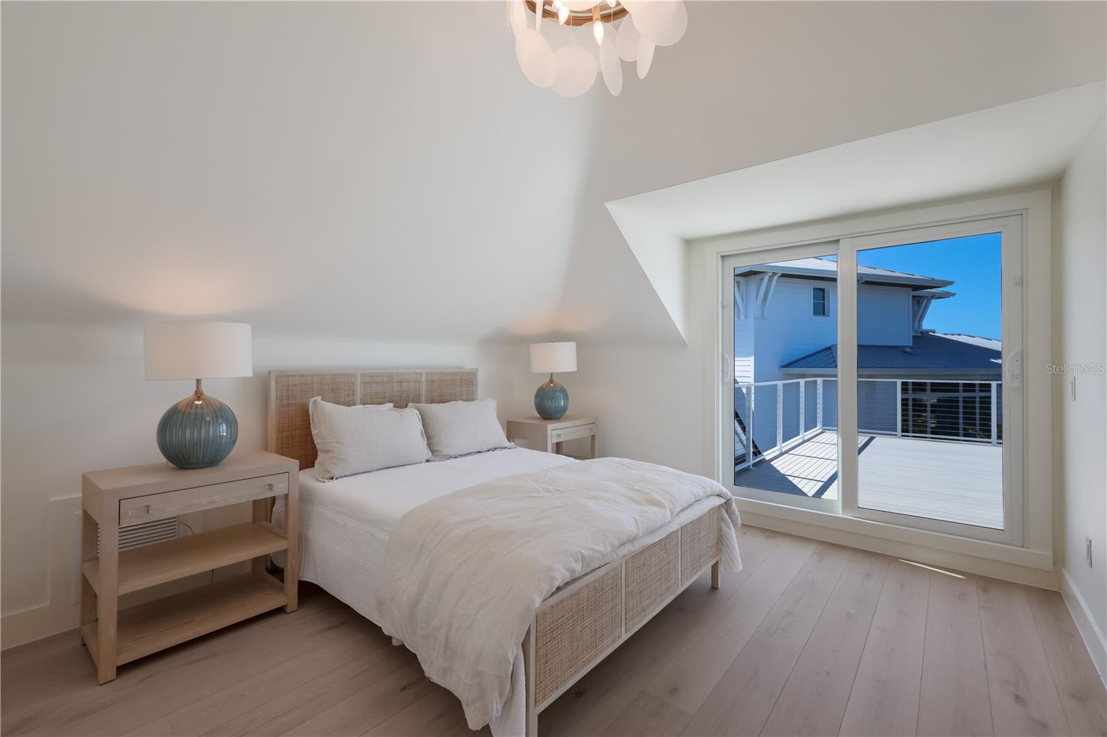 D6146117 Property Photo