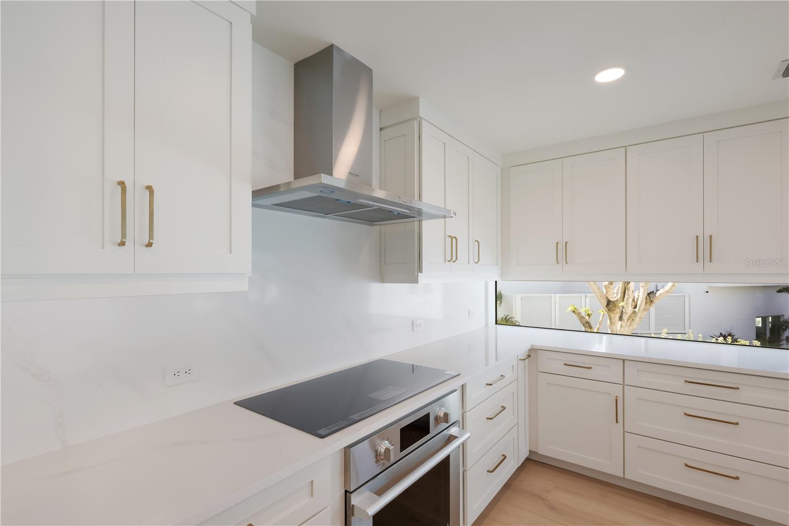 D6146117 Property Photo