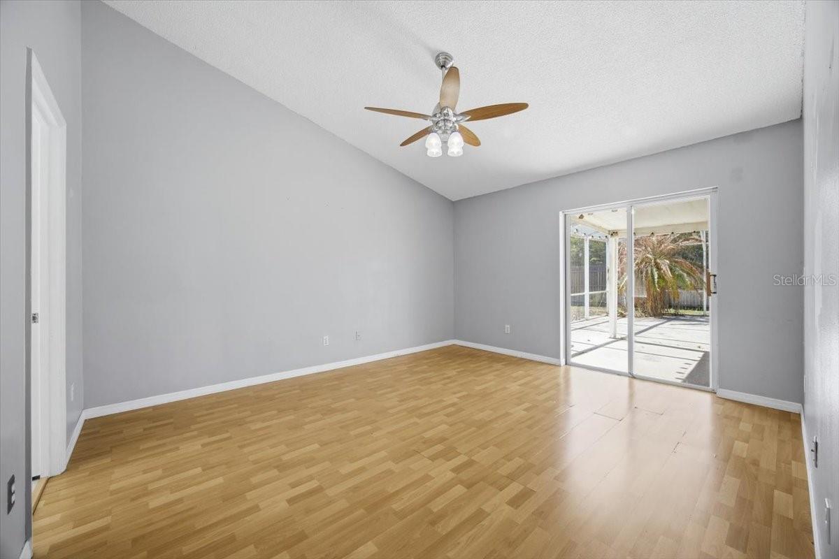 364 NEVADA LOOP RD, DAVENPORT, FL, 33897