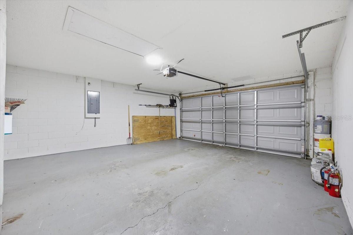 364 NEVADA LOOP RD, DAVENPORT, FL, 33897