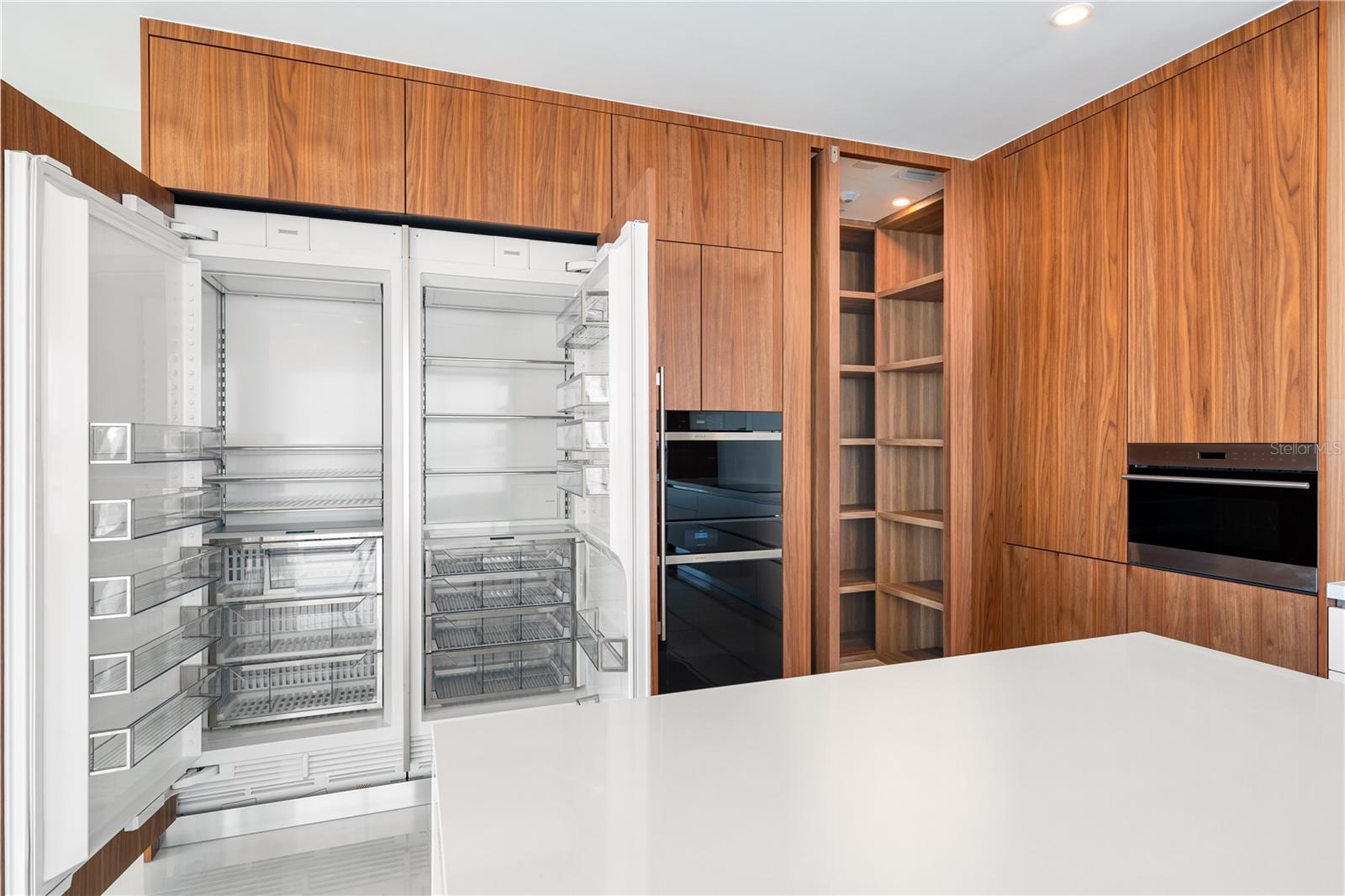 A4682068 Property Photo