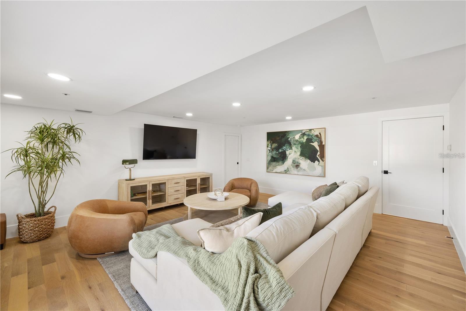 A4682070 Property Photo