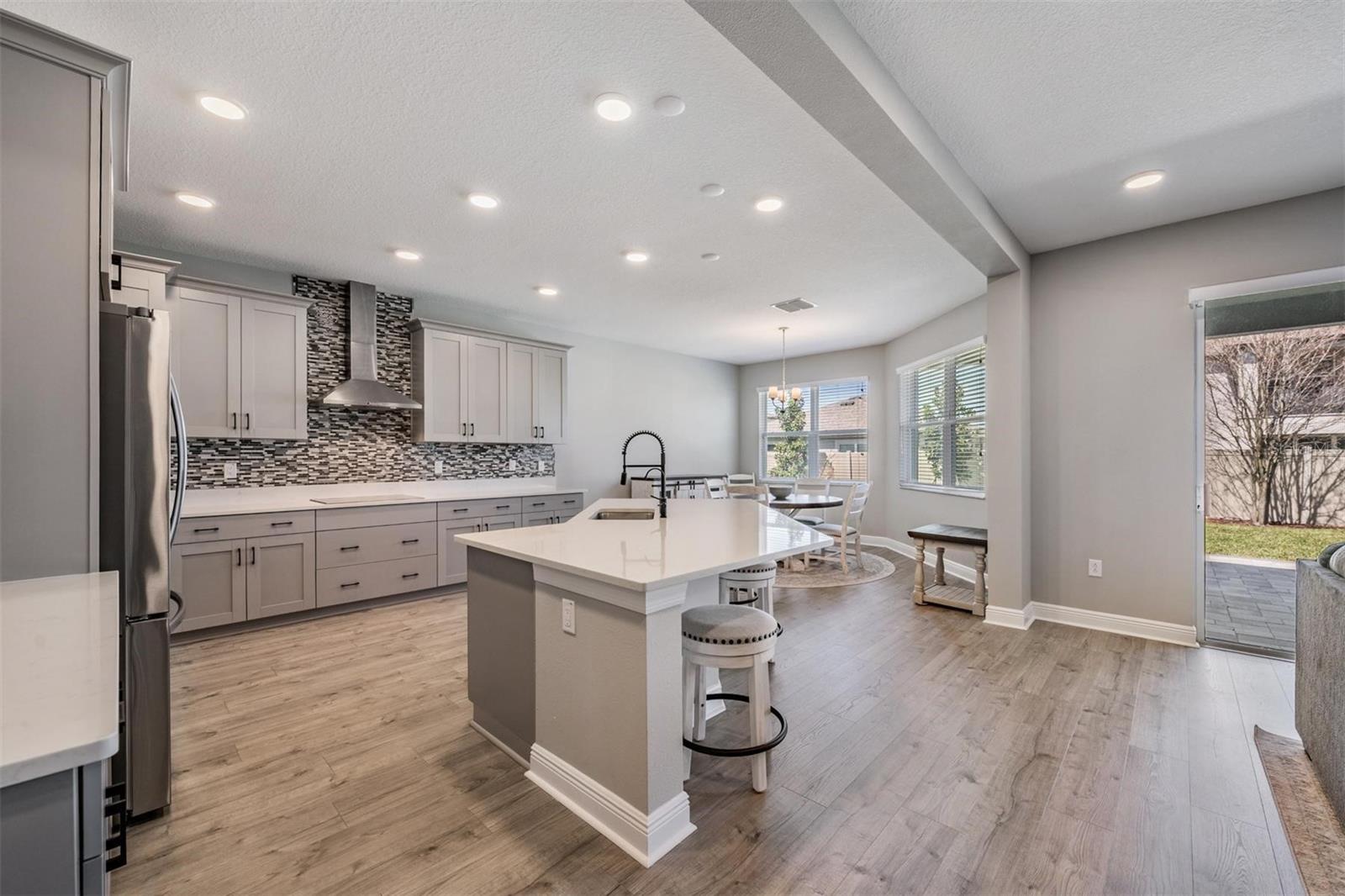 33115 SYCAMORE LEAF DR, WESLEY CHAPEL, FL, 33545