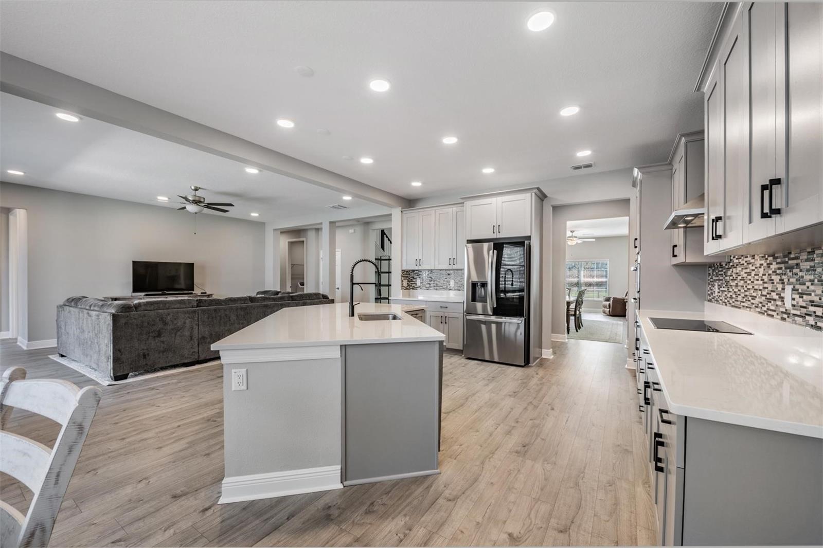 33115 SYCAMORE LEAF DR, WESLEY CHAPEL, FL, 33545