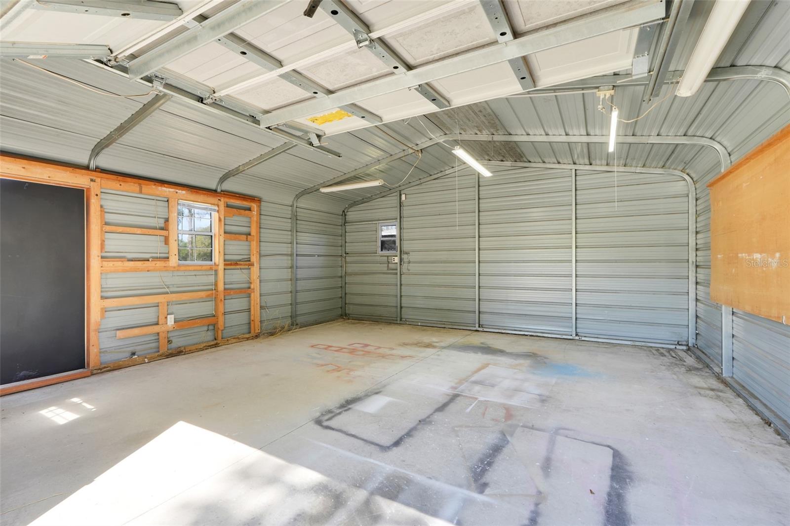 311 GRIFFIN VIEW DR, LADY LAKE, FL, 32159