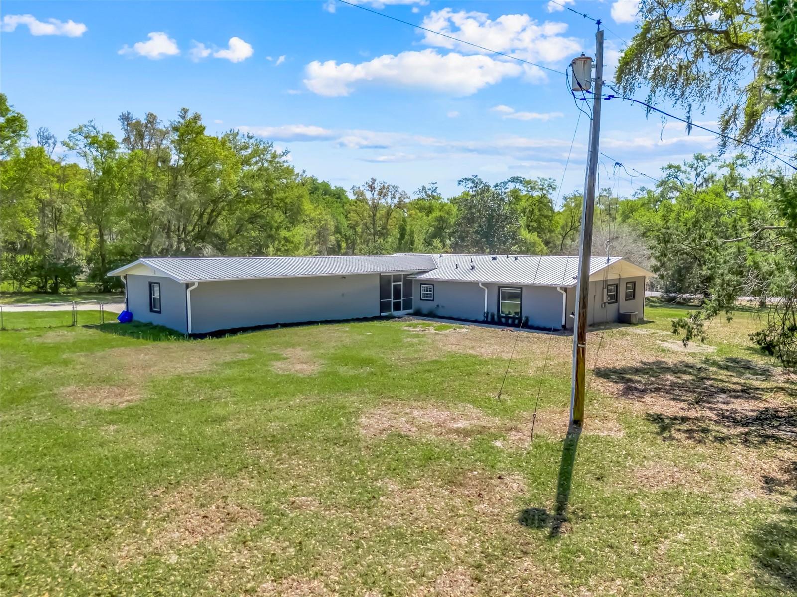 311 GRIFFIN VIEW DR, LADY LAKE, FL, 32159