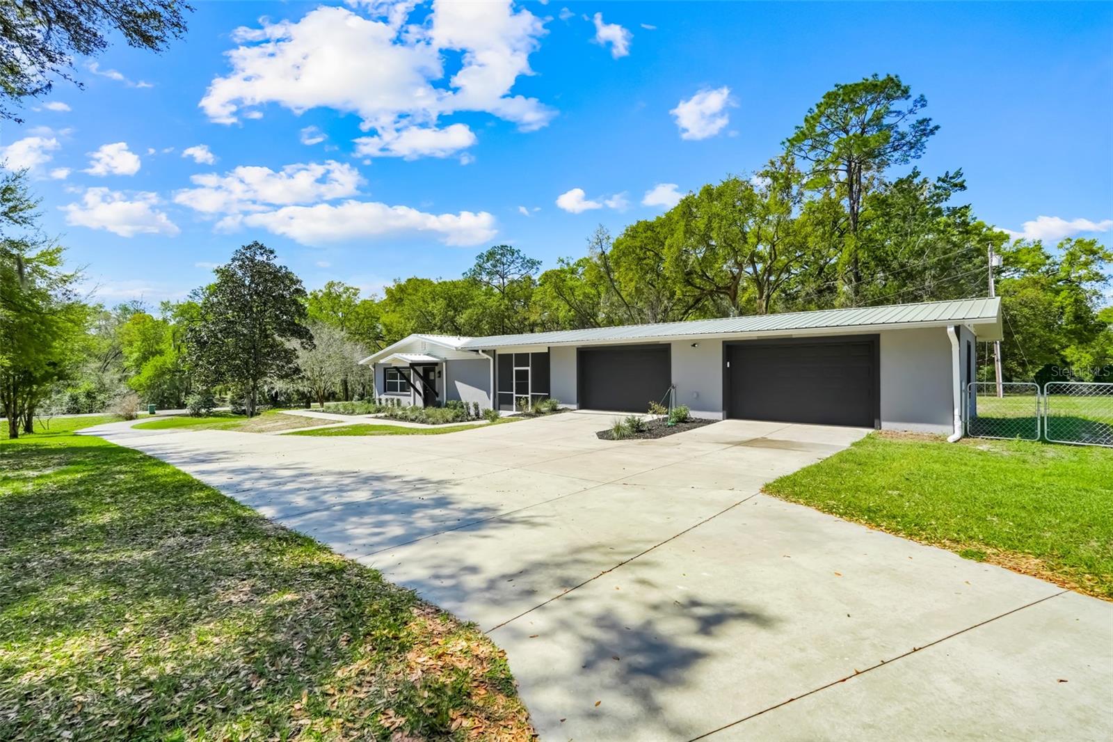 311 GRIFFIN VIEW DR, LADY LAKE, FL, 32159