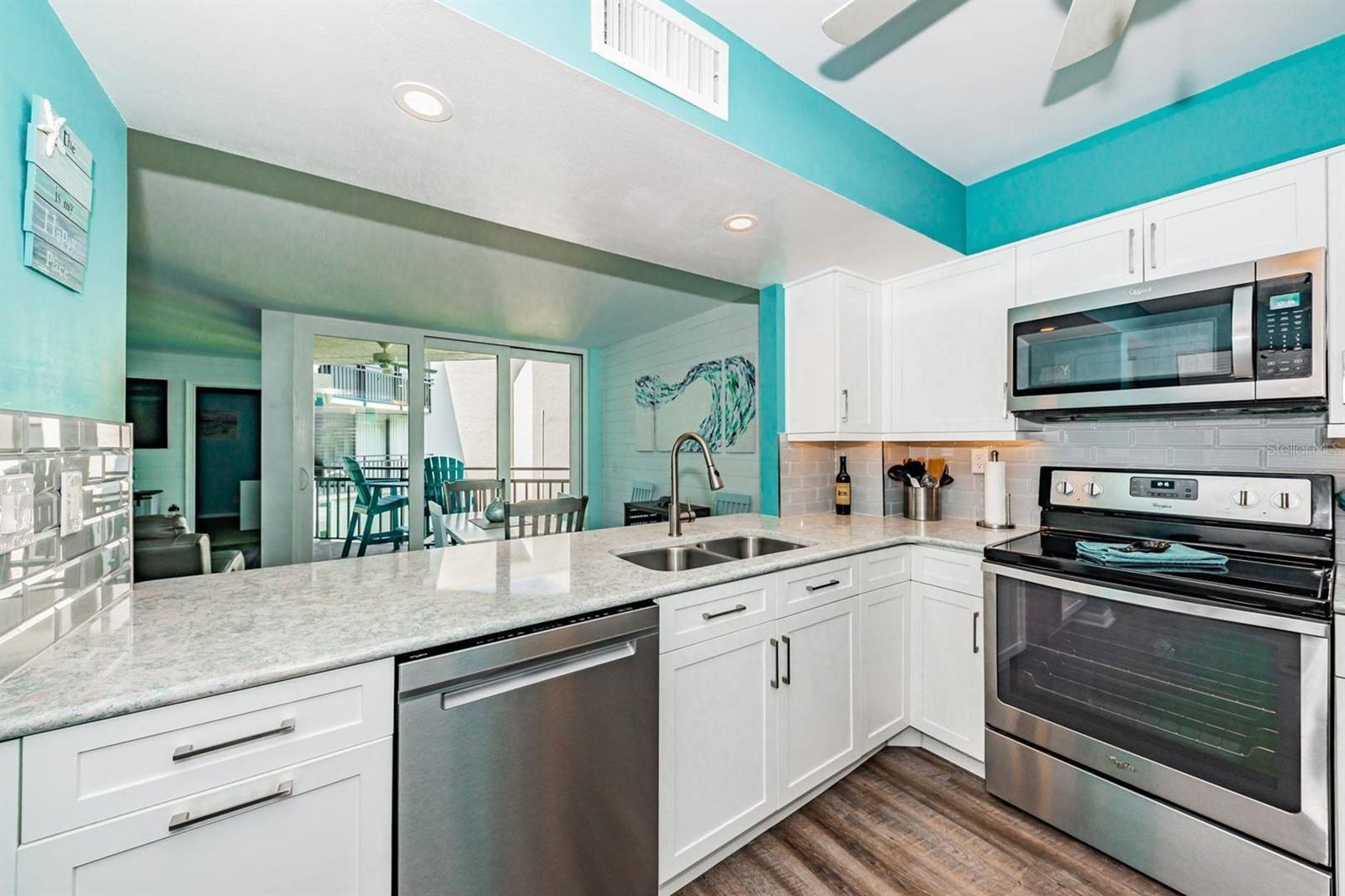 5505 PUERTA DEL SOL BLVD S #325, ST PETERSBURG, FL, 33715