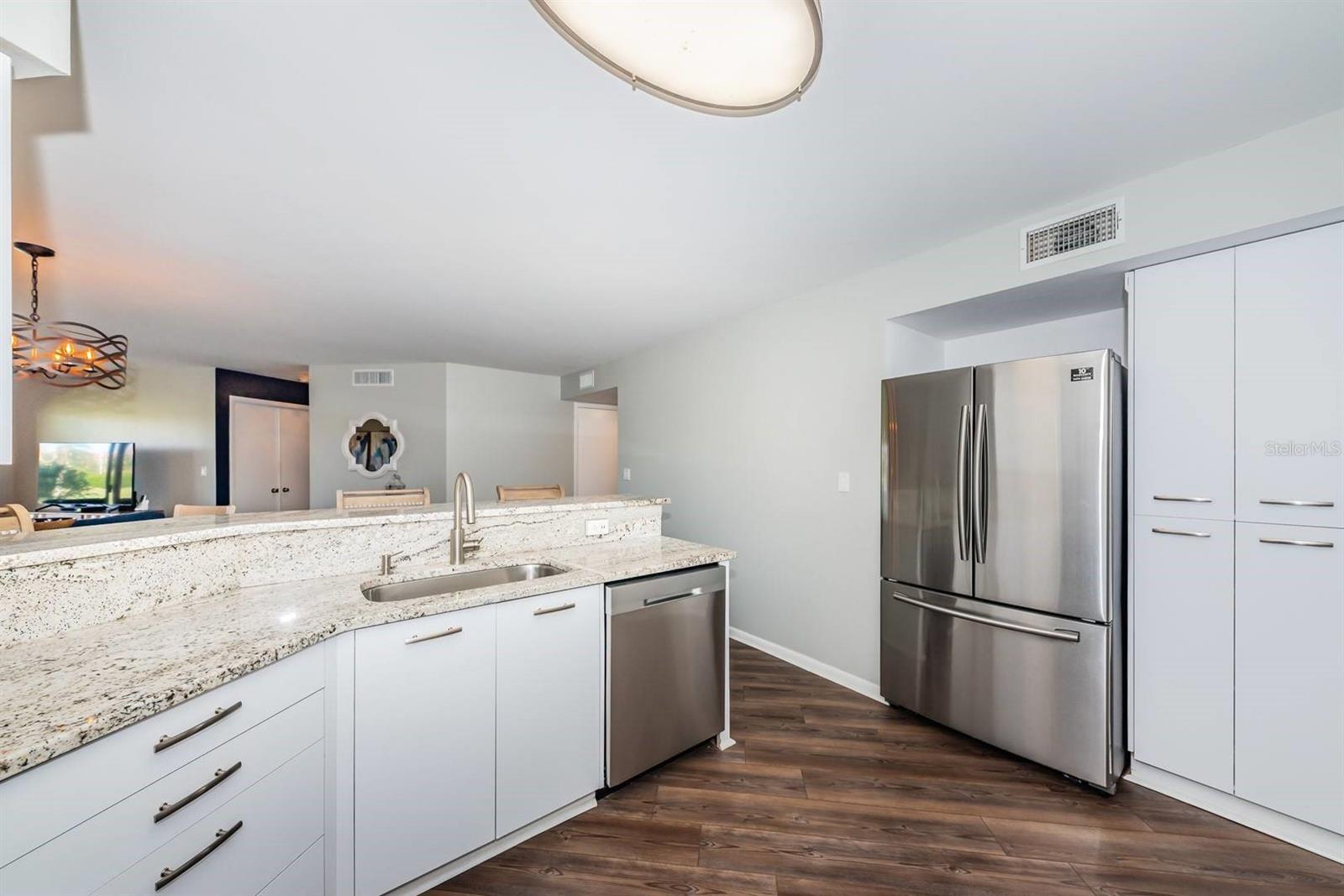 6151 BAHIA DEL MAR BLVD #120, ST PETERSBURG, FL, 33715