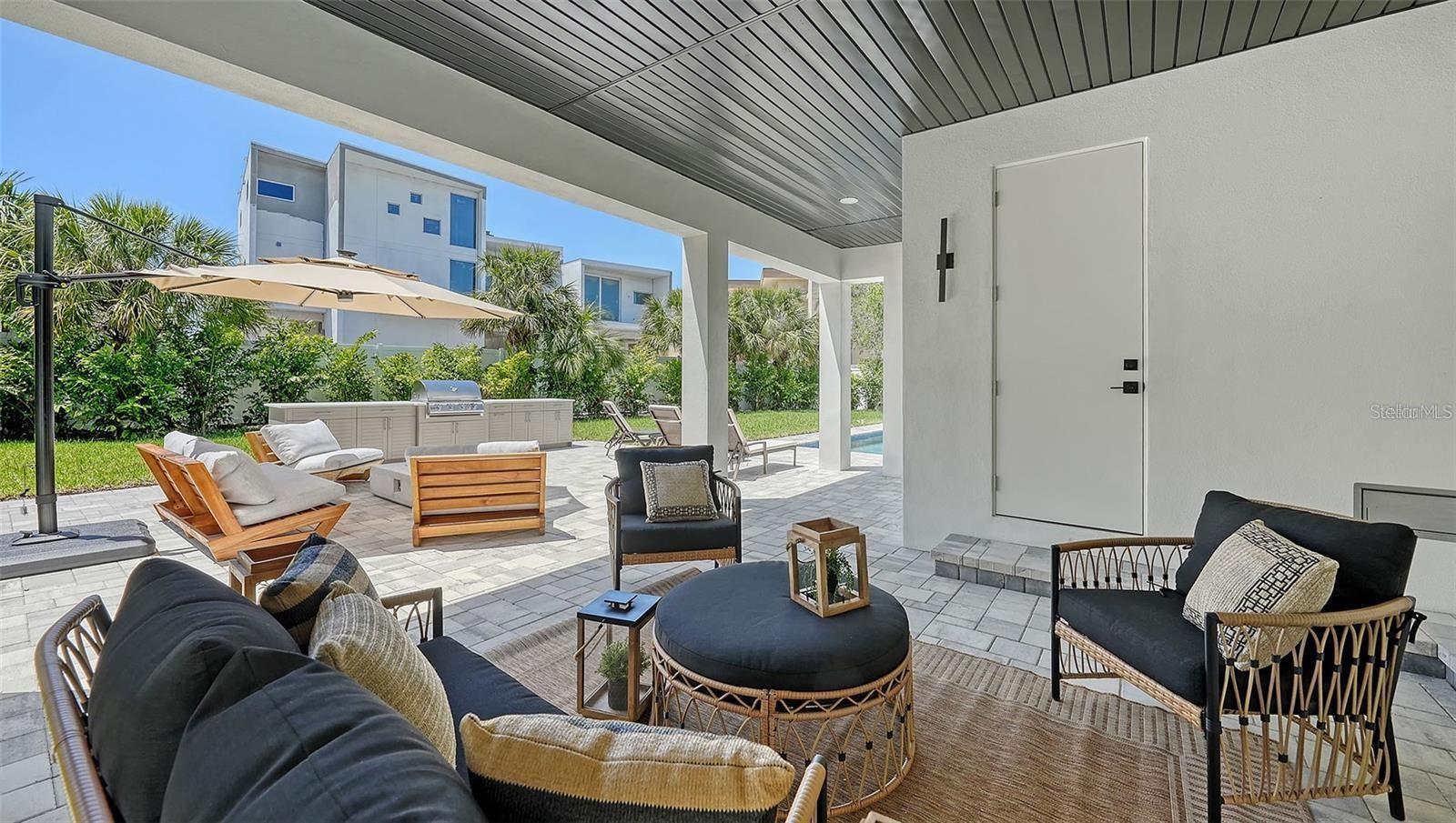 A4682100 Property Photo