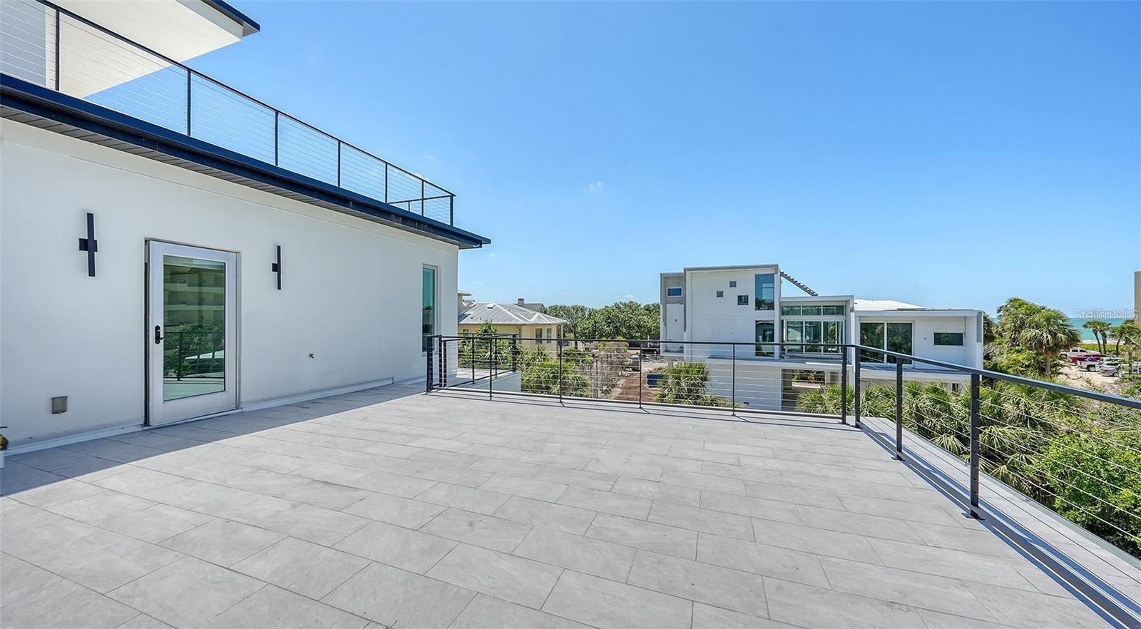 A4682100 Property Photo