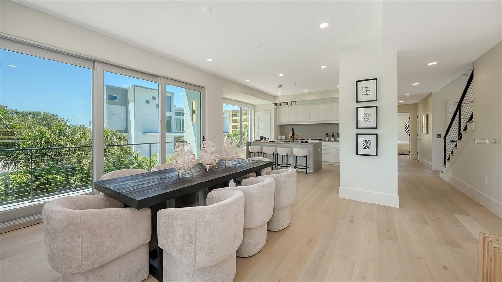 A4682100 Property Photo