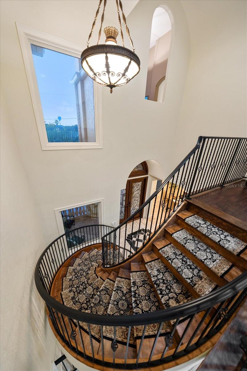 TB8475058 Property Photo