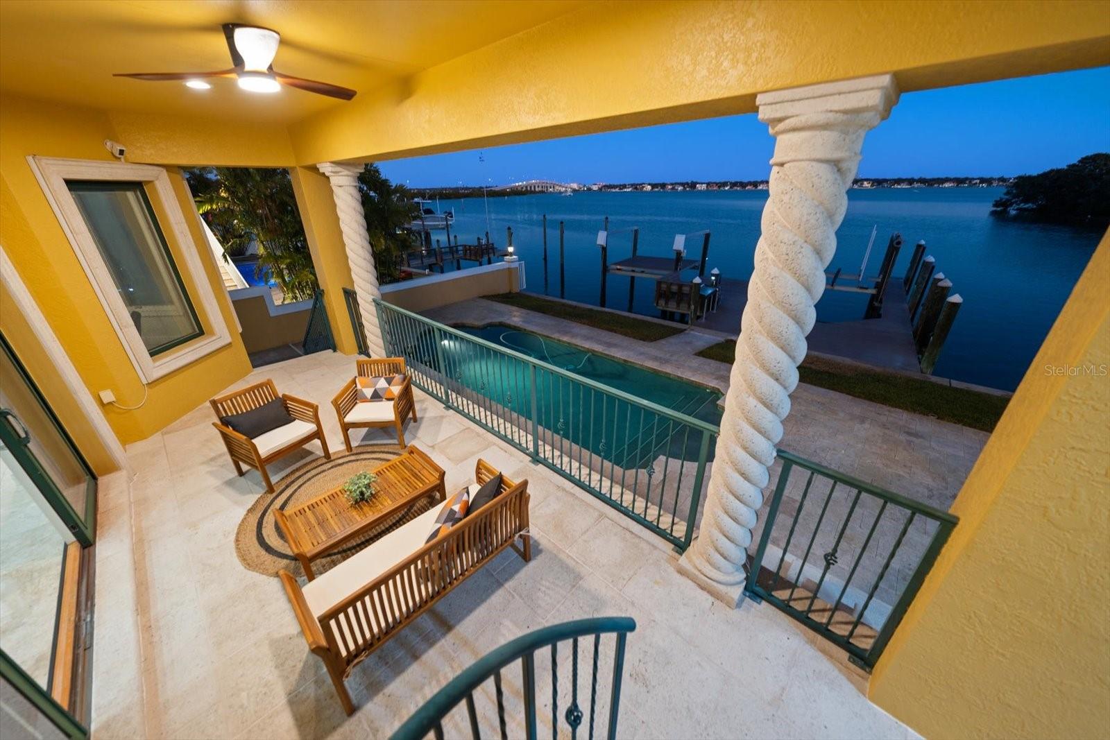 TB8475058 Property Photo