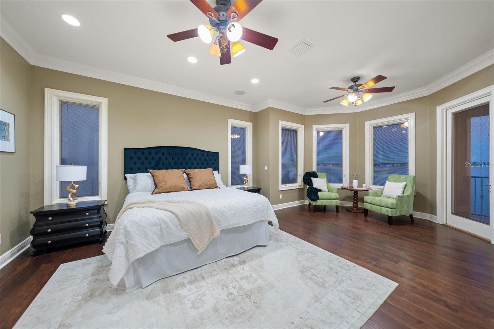 TB8475058 Property Photo