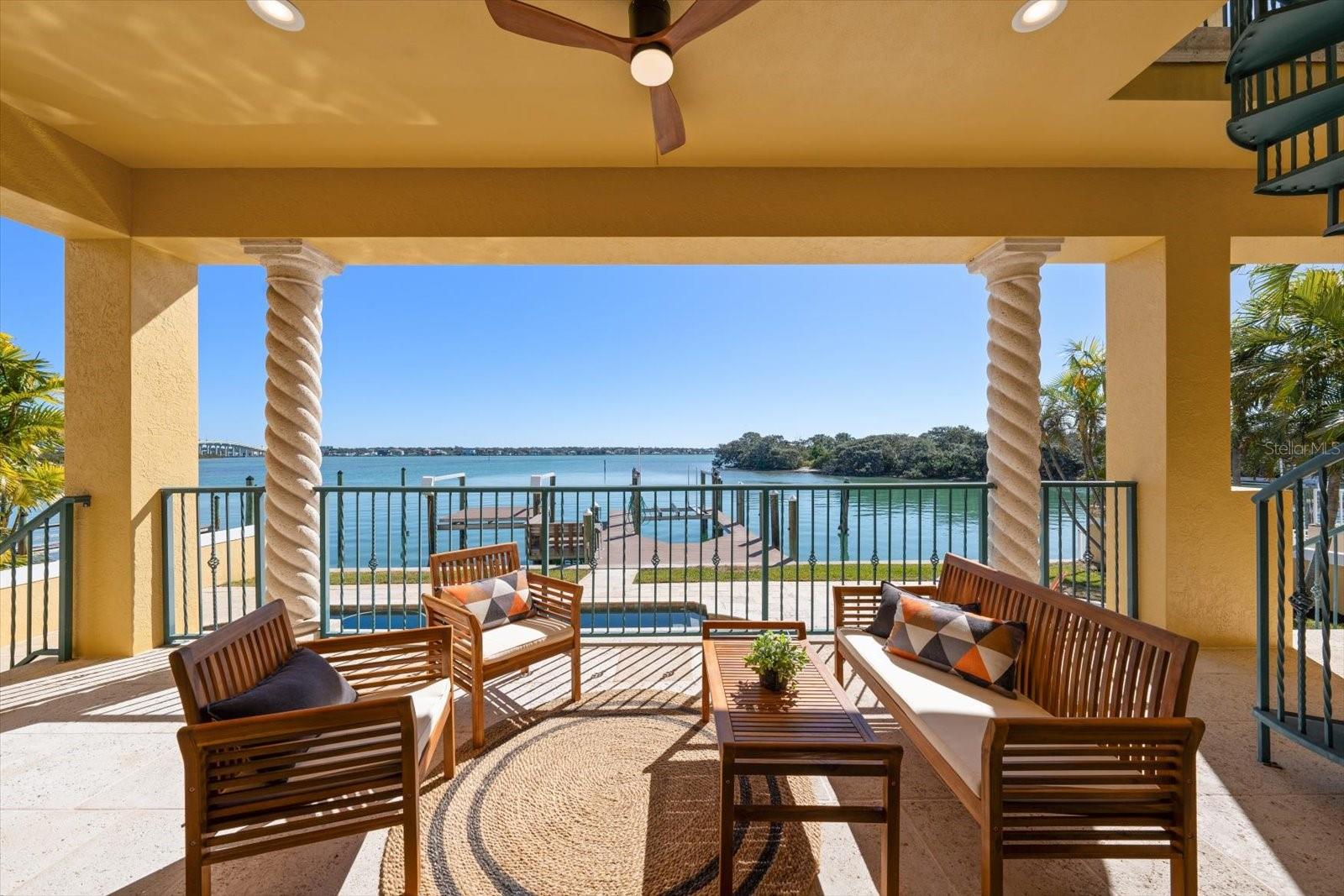 TB8475058 Property Photo