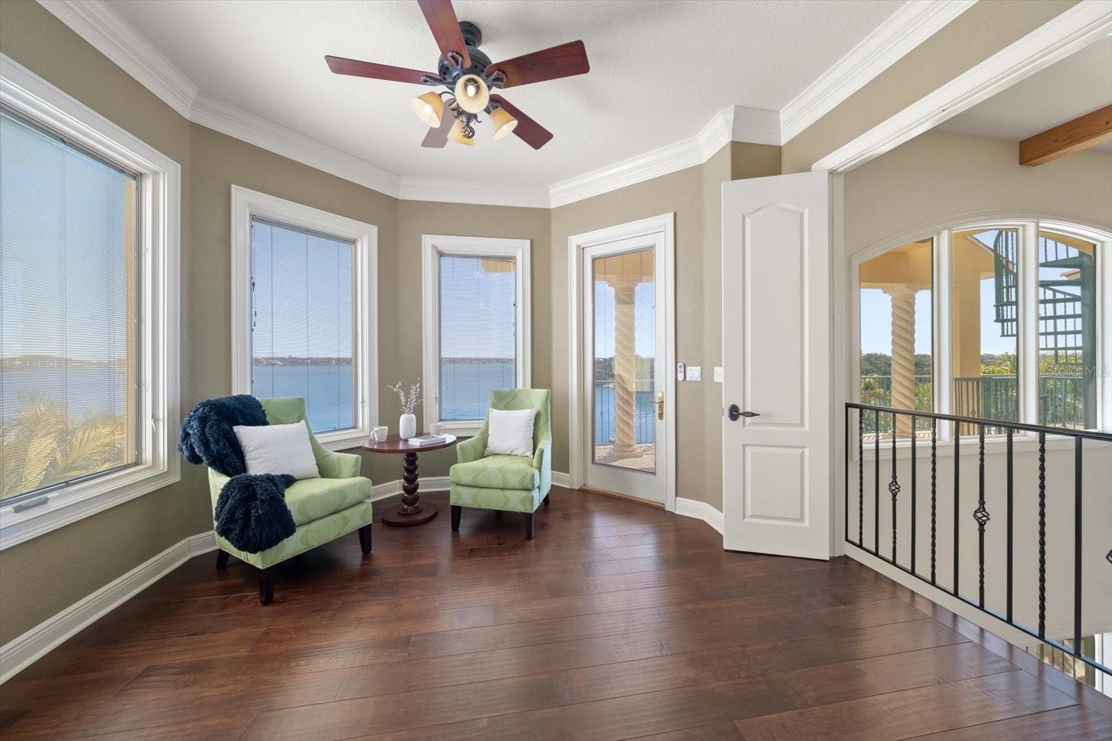 TB8475058 Property Photo