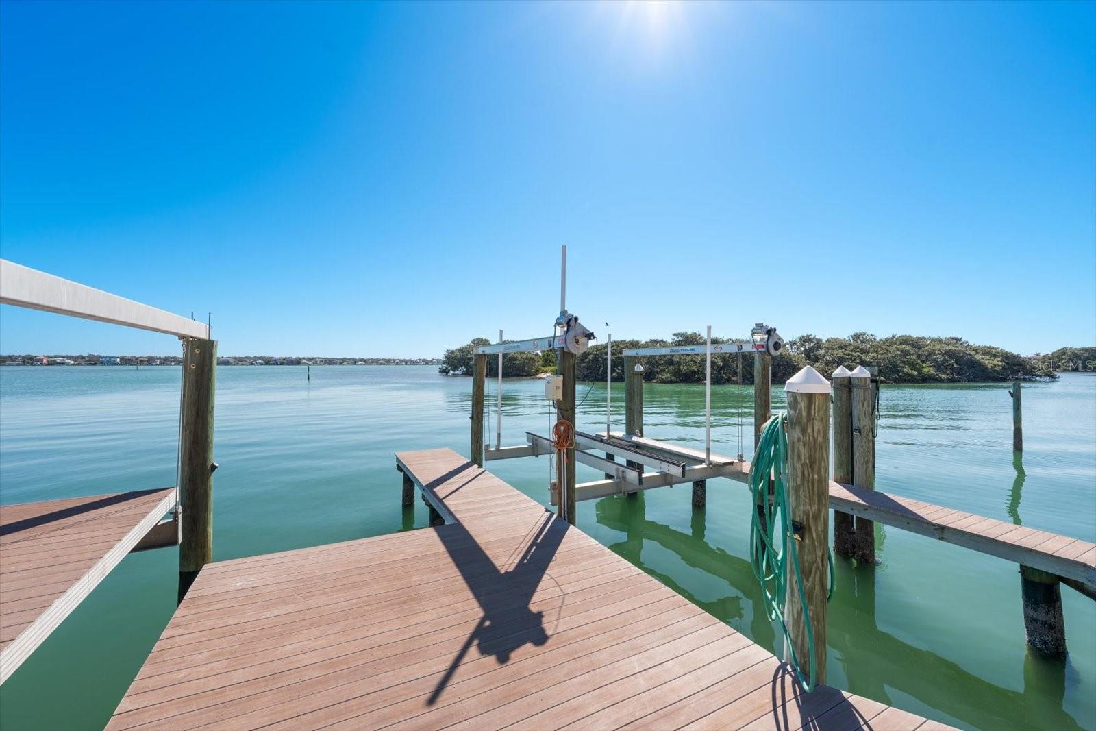 TB8475058 Property Photo