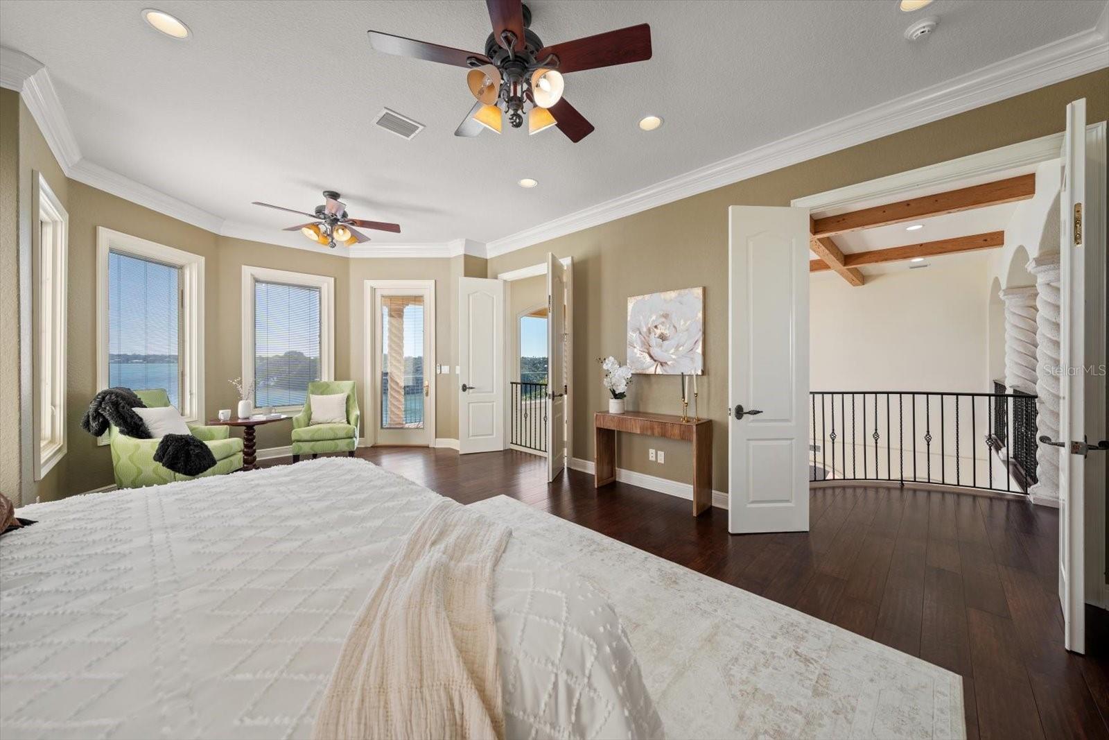 TB8475058 Property Photo