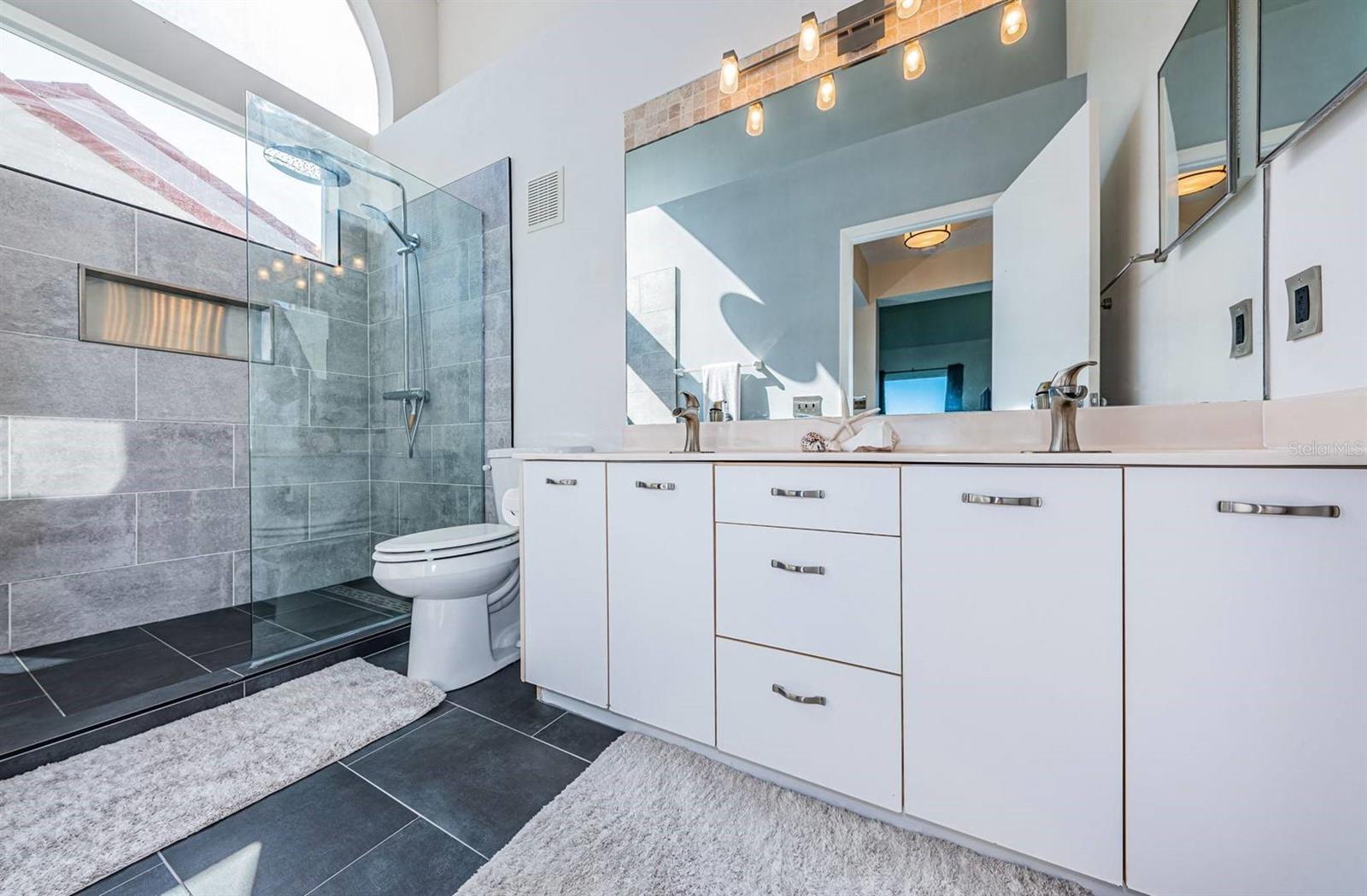 6151 BAHIA DEL MAR BLVD #226, ST PETERSBURG, FL, 33715