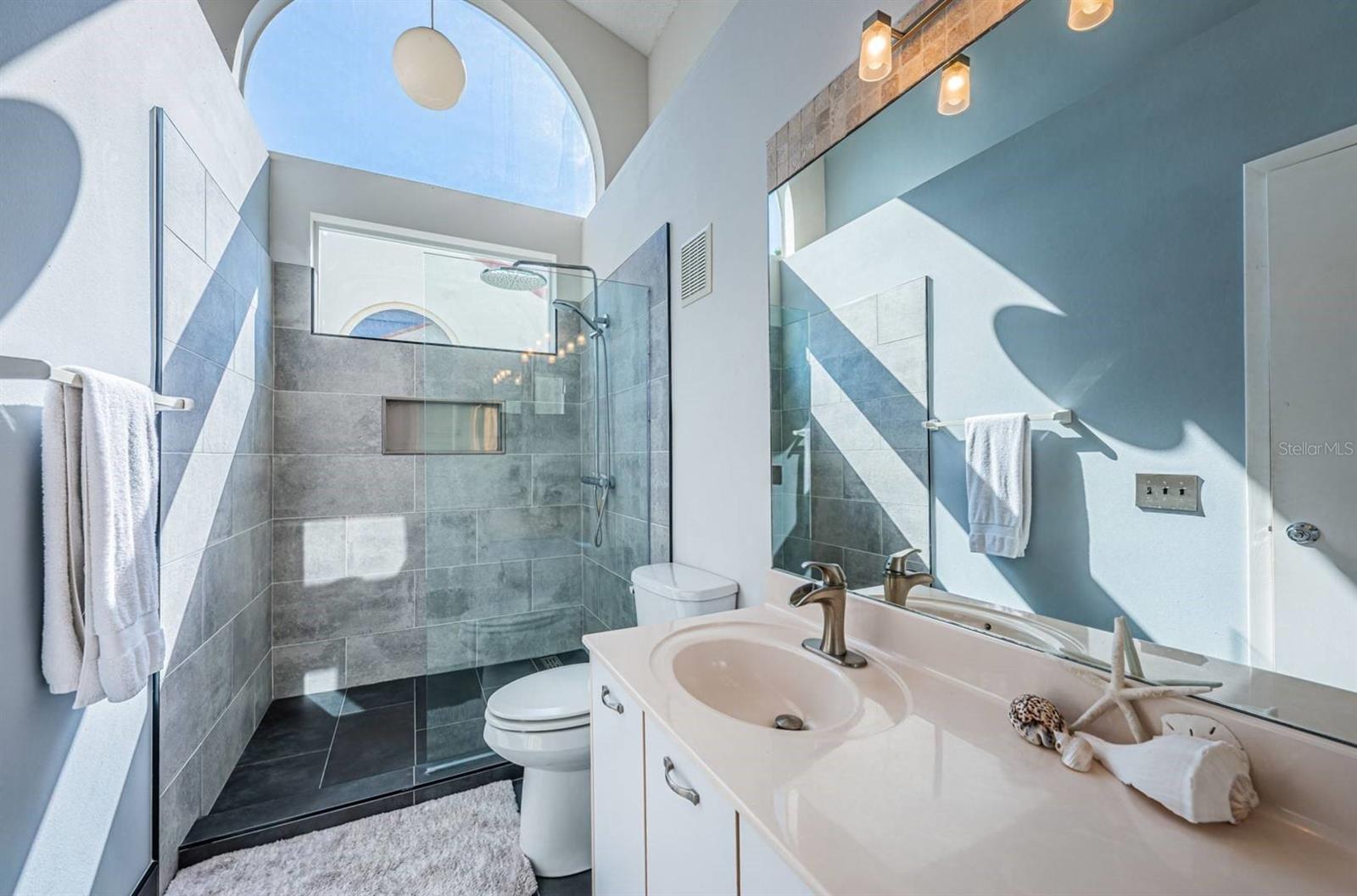 6151 BAHIA DEL MAR BLVD #226, ST PETERSBURG, FL, 33715