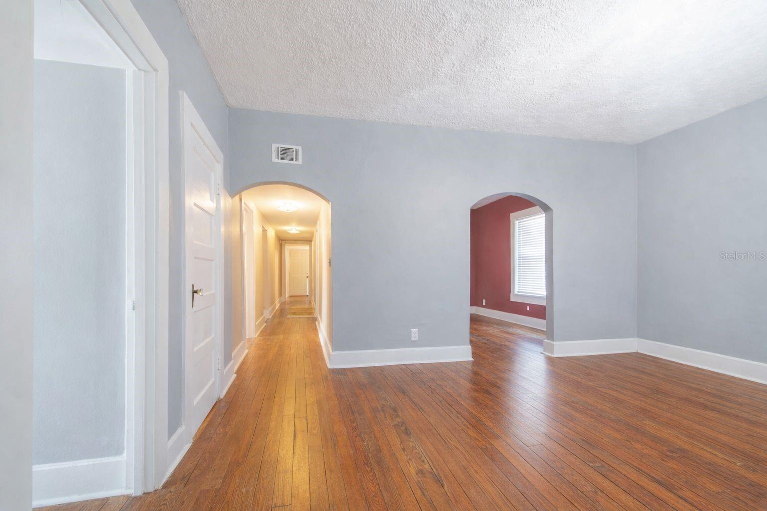 118 S 5TH ST, HAINES CITY, FL, 33844