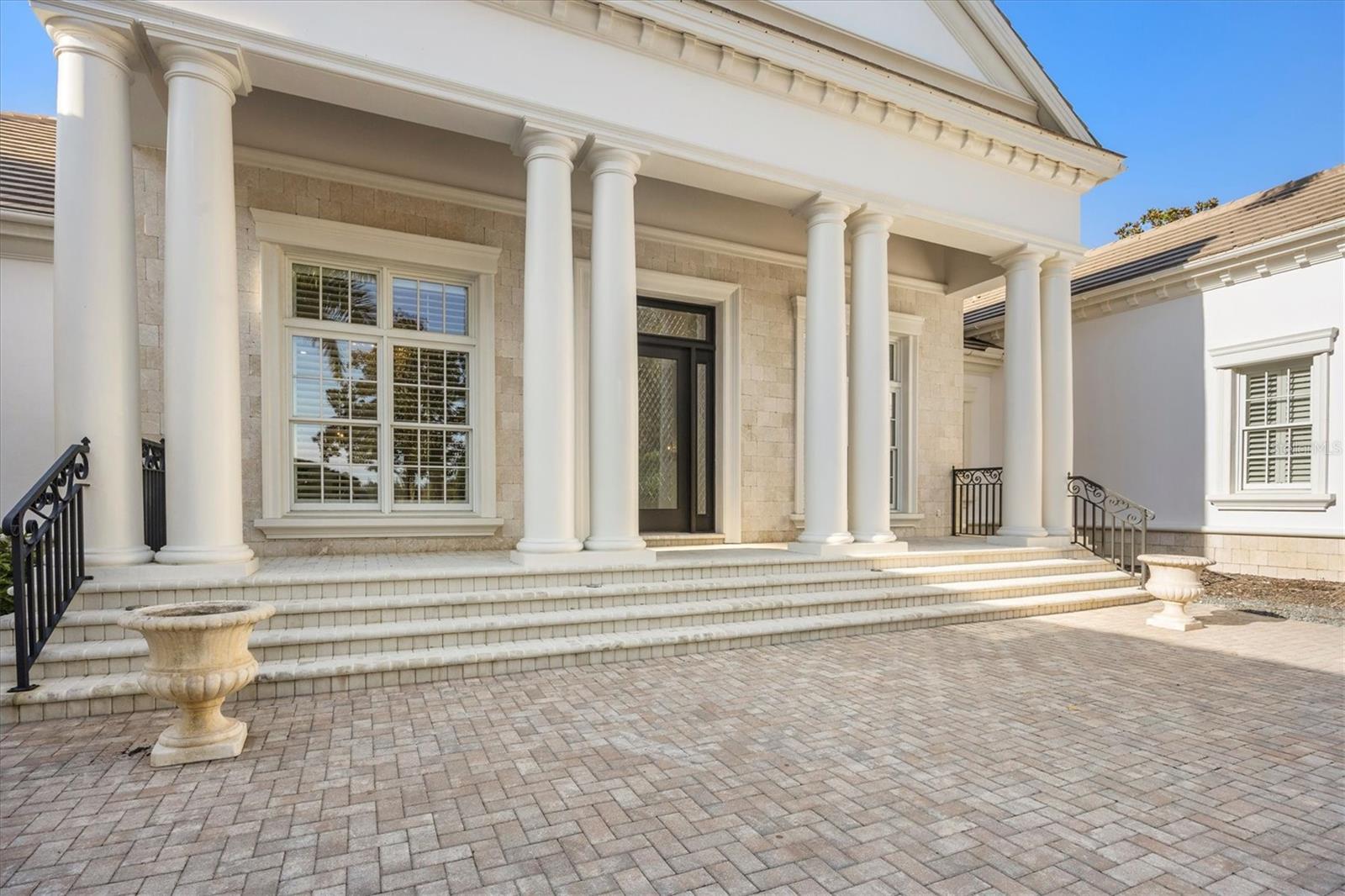 A4682109 Property Photo