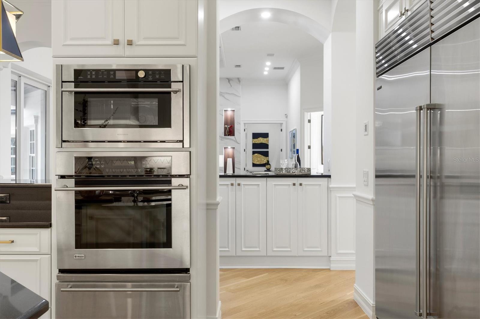 A4682109 Property Photo