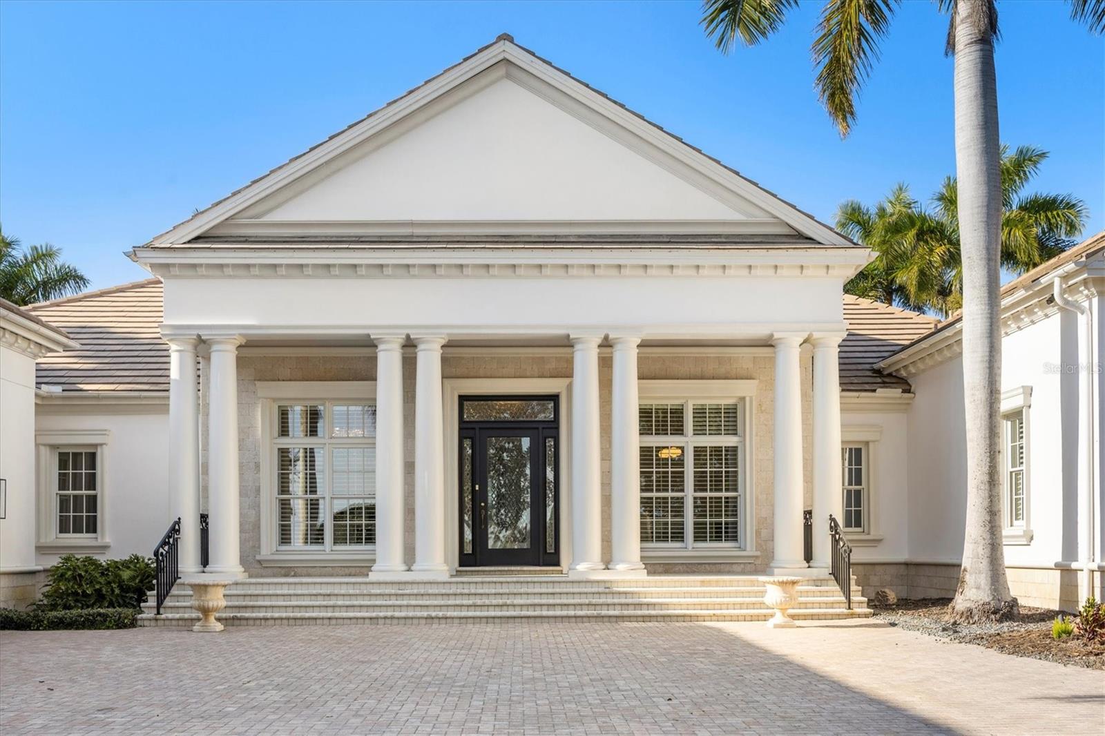 A4682109 Property Photo