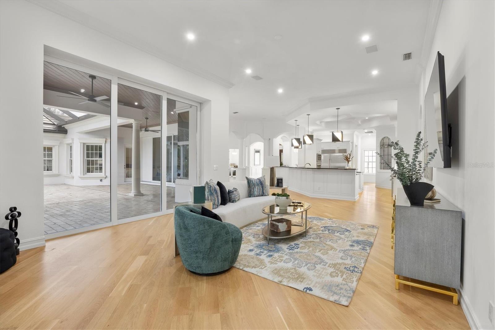 A4682109 Property Photo