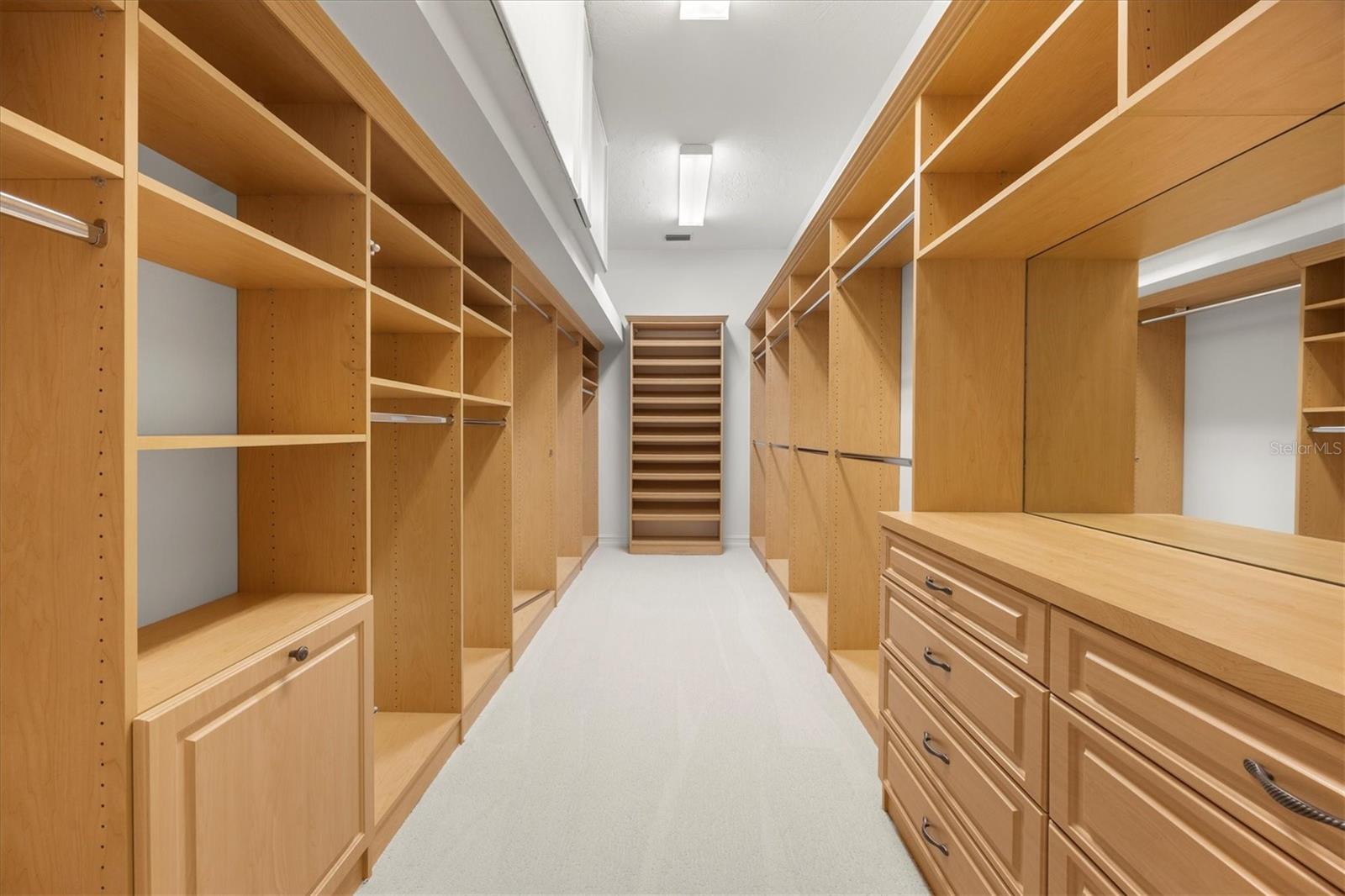 A4682109 Property Photo