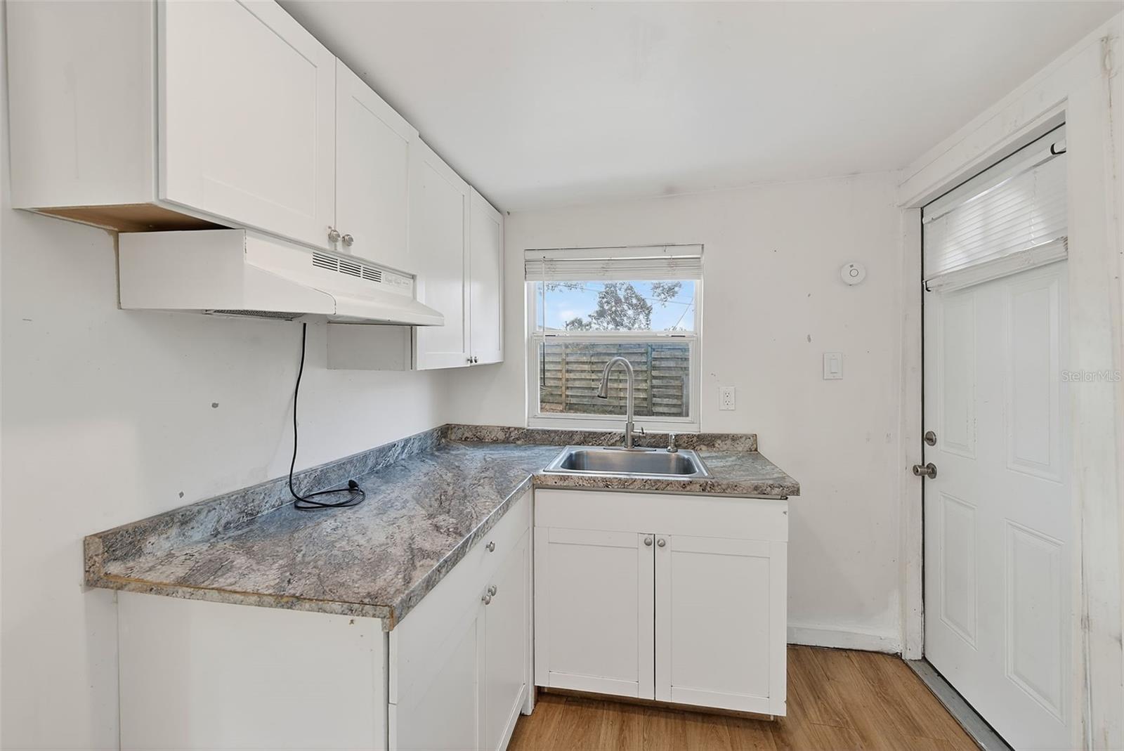 3946 OMEGA CIR, SARASOTA, FL, 34235