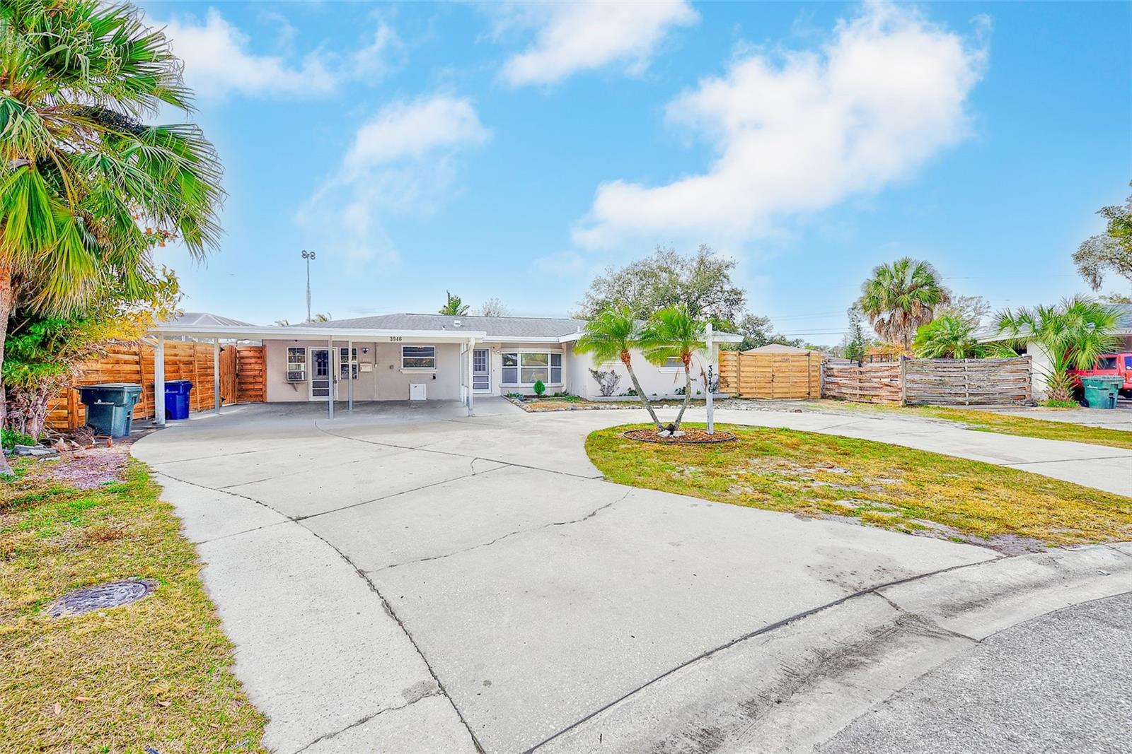 3946 OMEGA CIR, SARASOTA, FL, 34235