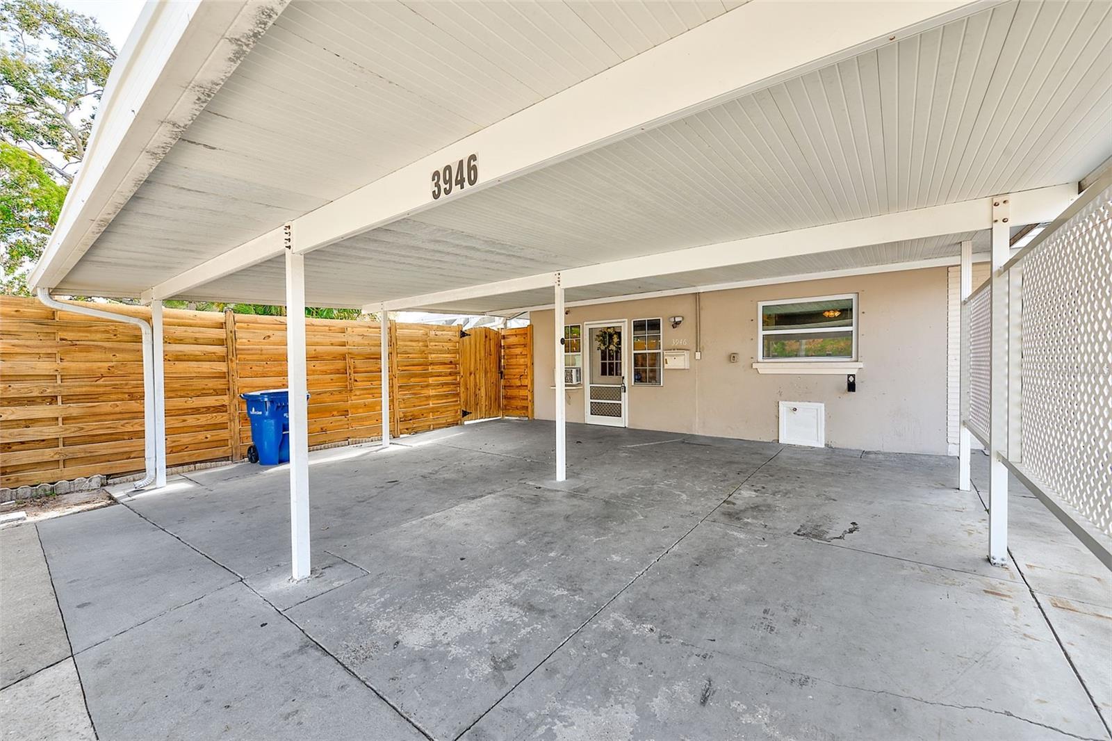 3946 OMEGA CIR, SARASOTA, FL, 34235