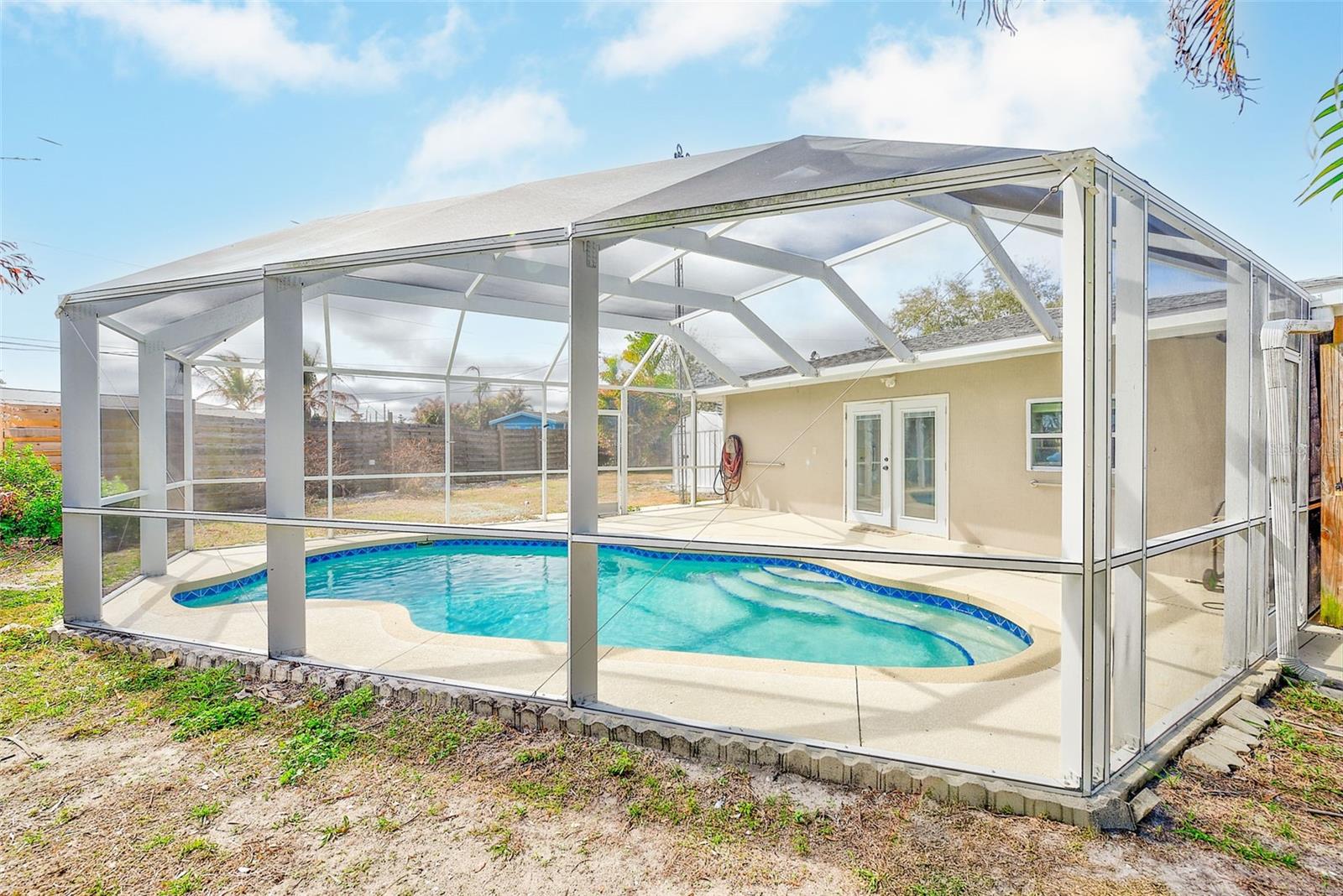 3946 OMEGA CIR, SARASOTA, FL, 34235