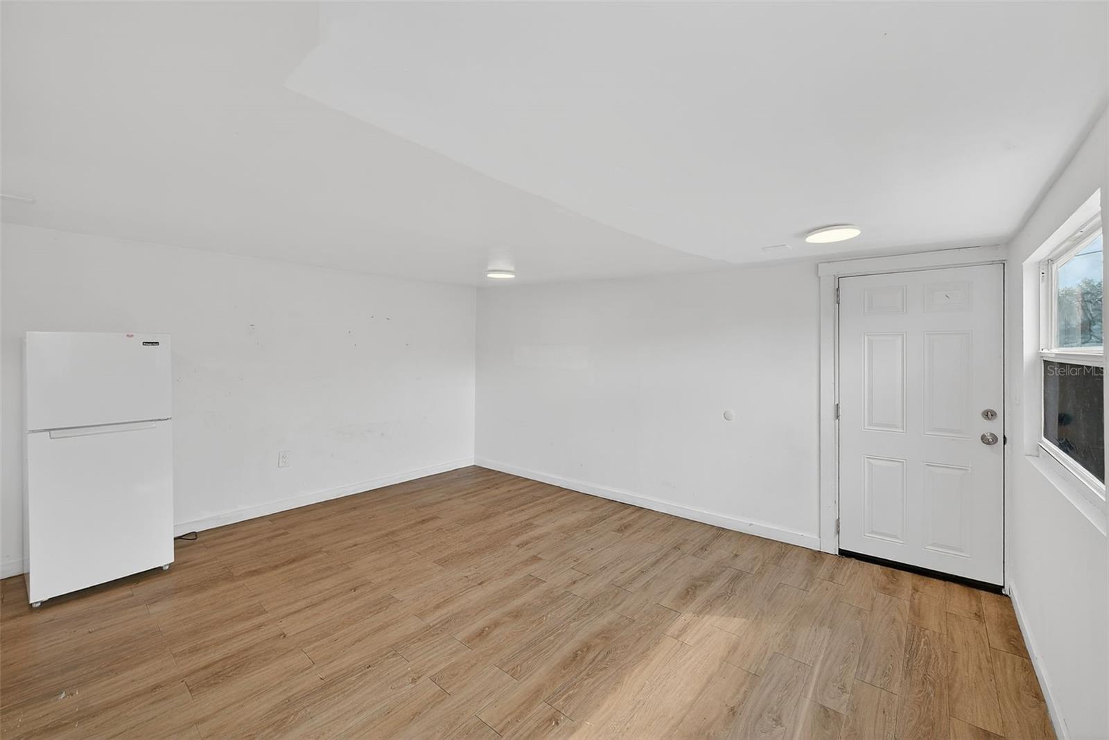 3946 OMEGA CIR, SARASOTA, FL, 34235