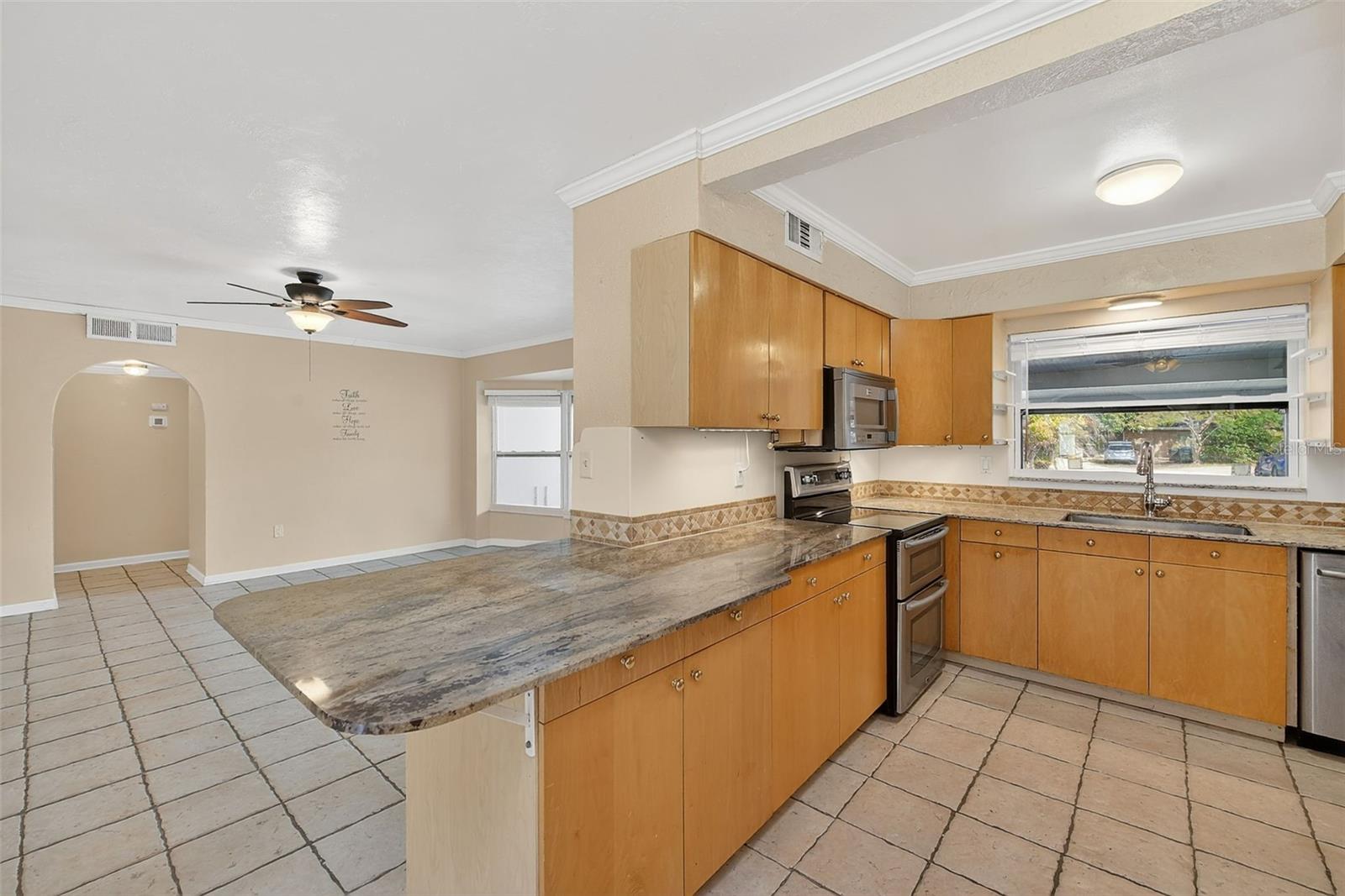 3946 OMEGA CIR, SARASOTA, FL, 34235