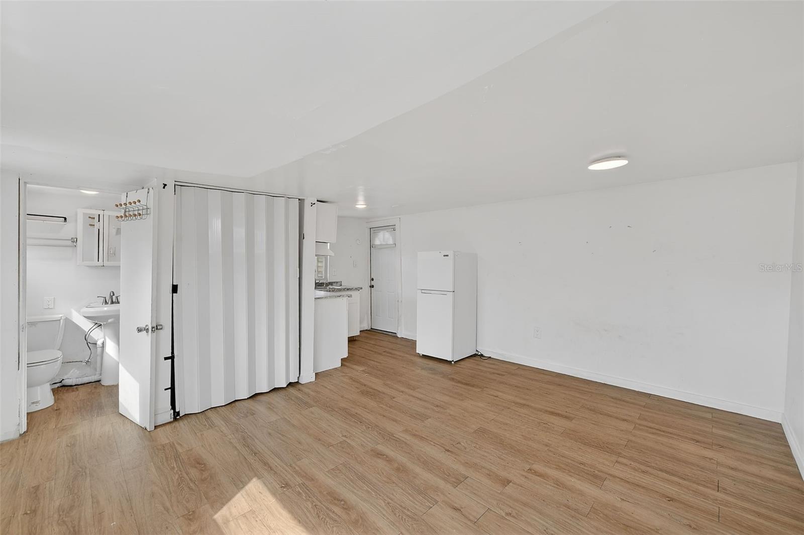 3946 OMEGA CIR, SARASOTA, FL, 34235