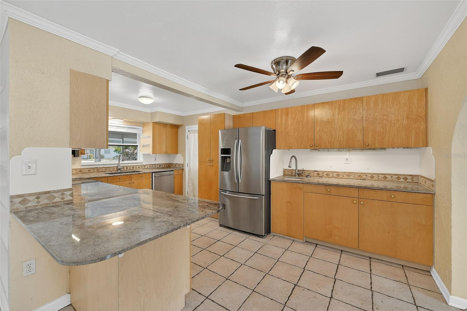 3946 OMEGA CIR, SARASOTA, FL, 34235