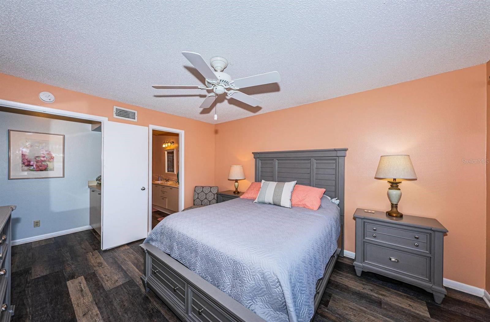 6100 BAHIA DEL MAR CIR #103, ST PETERSBURG, FL, 33715