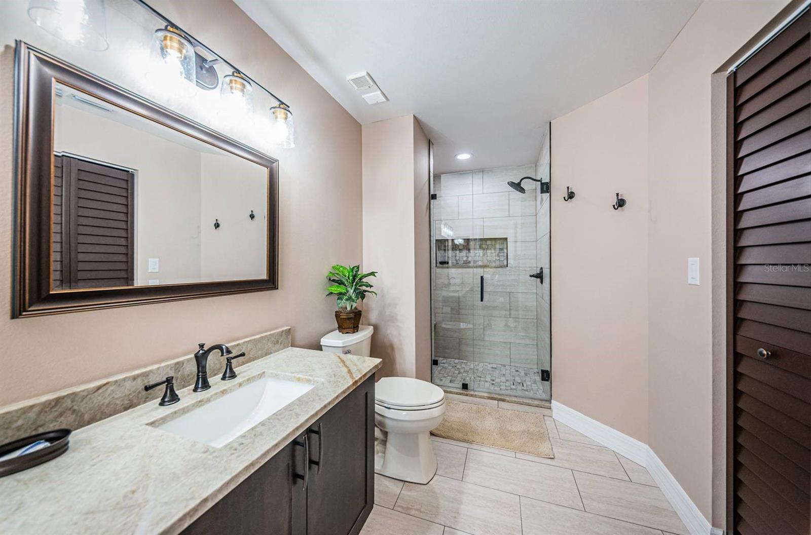 5900 BAHIA DEL MAR CIR #236, ST PETERSBURG, FL, 33715