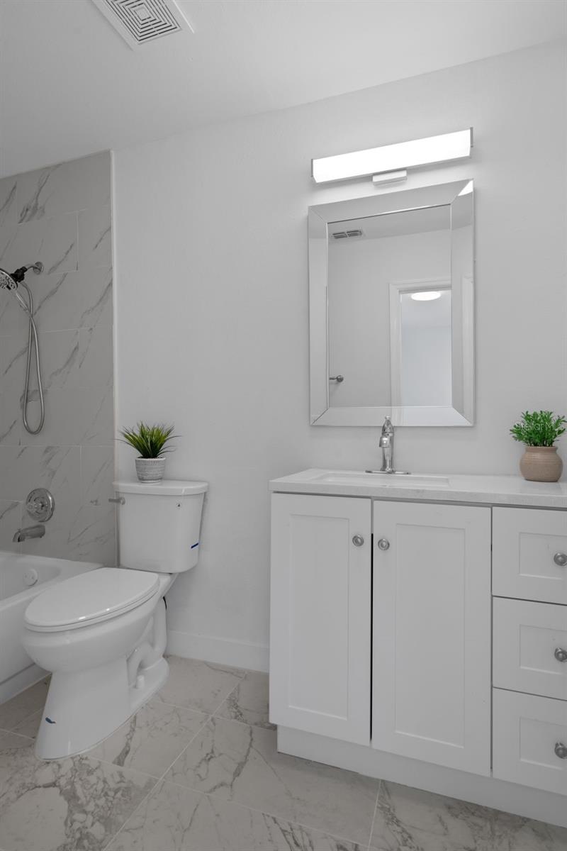 Guest Bathroom view 2