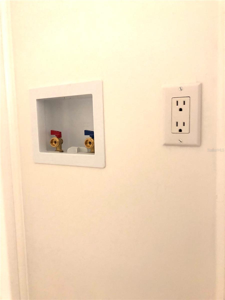 TB8475196 Property Photo